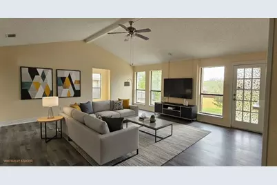 1721 Saint James, Carrollton, TX 75007 - Photo 5