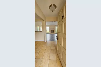 1721 Saint James, Carrollton, TX 75007 - Photo 5