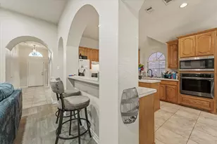 519 Delores Dr, Grand Prairie, TX 75052 - Photo 11