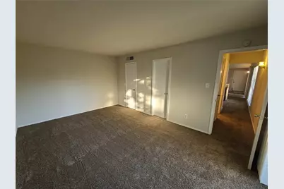 2423 Limestone Drive, Arlington, TX 76014 - Photo 5