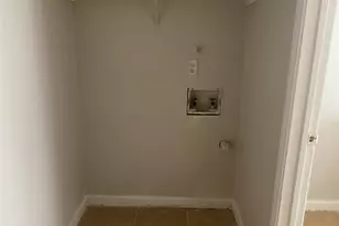 2423 Limestone Dr, Arlington, TX 76014 - Photo 23