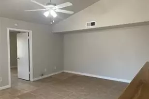 2423 Limestone Dr, Arlington, TX 76014 - Photo 11