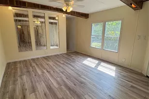 2010 Spring Ct, Azle, TX 76020 - Photo 3