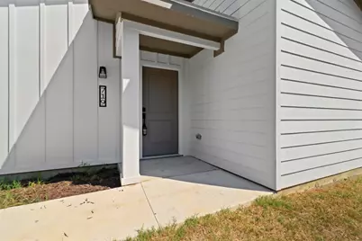 719 E Maple Row, Denison, TX 75021 - Photo 15