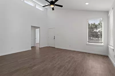 719 E Maple Row, Denison, TX 75021 - Photo 9