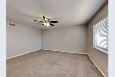 5053 Ashlock Drive, The Colony, TX 75056 - Photo 9