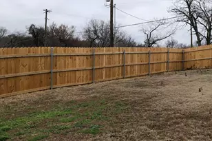 700 W Parnell St, Denison, TX 75020 - Photo 17