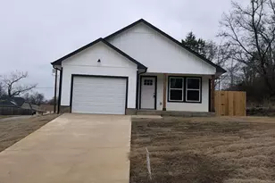 700 W Parnell St, Denison, TX 75020 - Photo 1