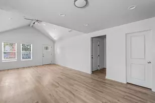 413 S Willow St, Sherman, TX 75090 - Photo 13