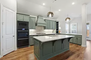 2009 Crescent St, Fort Worth, TX 76008 - Photo 9