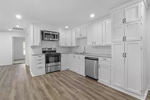 324 N Andrews Ave, Sherman, TX 75090 - Photo 3