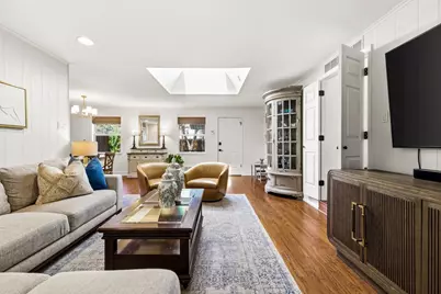 9925 Estate Lane, Dallas, TX 75238 - Photo 15