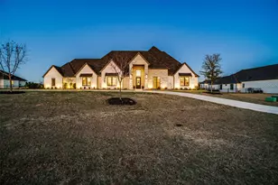 365 Crosswood Creek Ct, Celina, TX 75009 - Photo 1