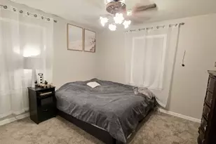 609 E Ellen Ave, Hurst, TX 76053 - Photo 9