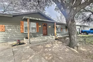 609 E Ellen Ave, Hurst, TX 76053 - Photo 3