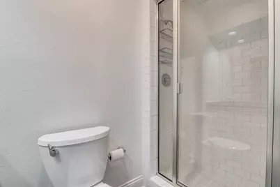 10651 Larchfield Lane, Dallas, TX 75238 - Photo 19