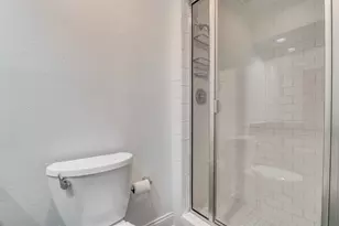 10651 Larchfield Ln, Dallas, TX 75238 - Photo 19