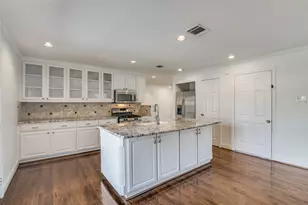 10651 Larchfield Ln, Dallas, TX 75238 - Photo 9