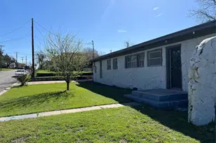 1101 S Trinity St, Decatur, TX 76234 - Photo 7