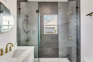 943 E Richmond Ave, Fort Worth, TX 76104 - Photo 15