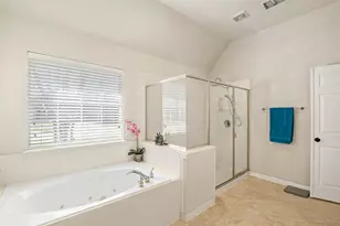 1200 Rio Bravo Way, Shady Shores, TX 76208 - Photo 23