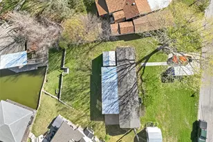 4037 Lands End Ct, Granbury, TX 76048 - Photo 7