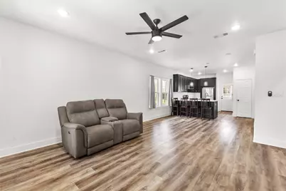 101 Ross Street W, Sulphur Springs, TX 75482 - Photo 3