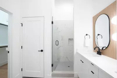 629 N Tyler Street #102, Dallas, TX 75208 - Photo 11