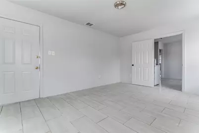 7911 Wanebe Drive, Dallas, TX 75235 - Photo 9