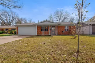 412 Elaine Dr, Irving, TX 75060 - Photo 5