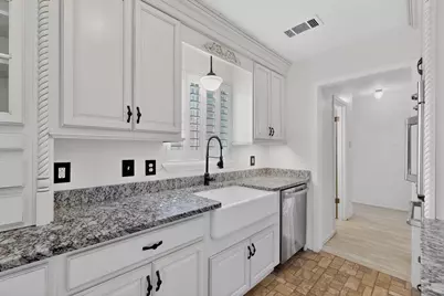 412 Elaine Drive, Irving, TX 75060 - Photo 17