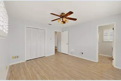 412 Elaine Drive, Irving, TX 75060 - Photo 25