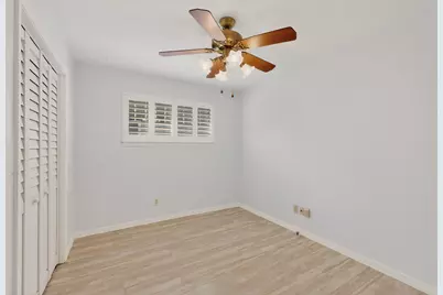 412 Elaine Drive, Irving, TX 75060 - Photo 29