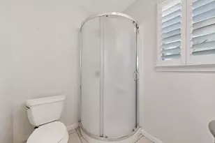 412 Elaine Dr, Irving, TX 75060 - Photo 27