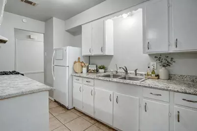 919 Southloop Drive, Duncanville, TX 75137 - Photo 3