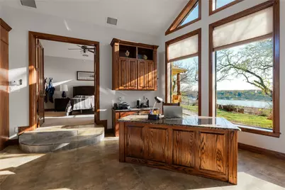 2016 N Lakeview Drive, Palo Pinto, TX 76484 - Photo 11