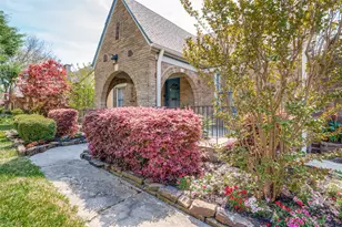 419 Monte Vista Dr, Dallas, TX 75223 - Photo 3