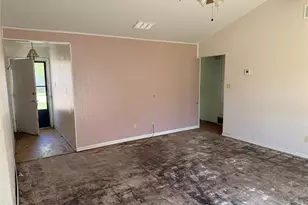 1304 Glynn Oaks Dr, Arlington, TX 76010 - Photo 3