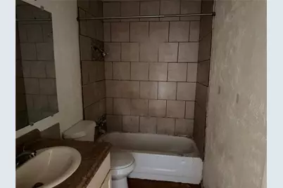 1304 Glynn Oaks Drive, Arlington, TX 76010 - Photo 7