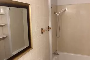 313 SW 6th St, Grand Prairie, TX 75051 - Photo 19