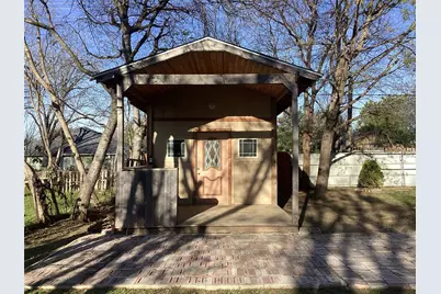 313 SW 6th Street, Grand Prairie, TX 75051 - Photo 27