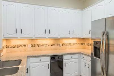 2814 Waterford Drive, Irving, TX 75063 - Photo 13