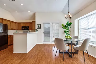 10059 Cambridge Drive, Frisco, TX 75035 - Photo 5