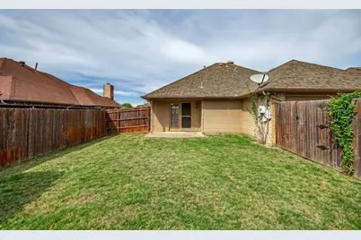 10059 Cambridge Drive, Frisco, TX 75035 - Photo 17