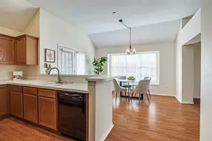 10059 Cambridge Dr, Frisco, TX 75035 - Photo 9