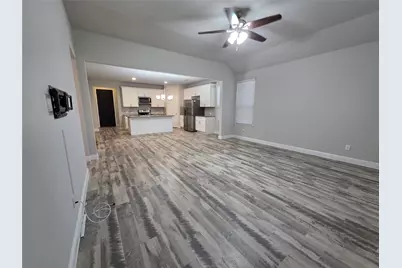 2620 Empire Street, Denton, TX 76209 - Photo 5