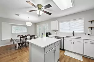 636 Capricorn St, Cedar Hill, TX 75104 - Photo 17