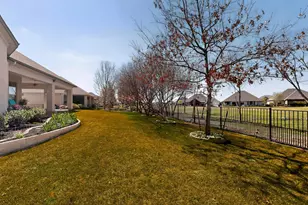 9404 Crestview Dr, Denton, TX 76207 - Photo 39