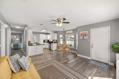 2700 Yorkfield Court, Arlington, TX 76001 - Photo 7