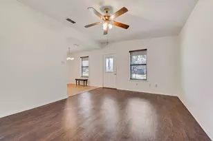 301 Lipscomb St, Cleburne, TX 76031 - Photo 3